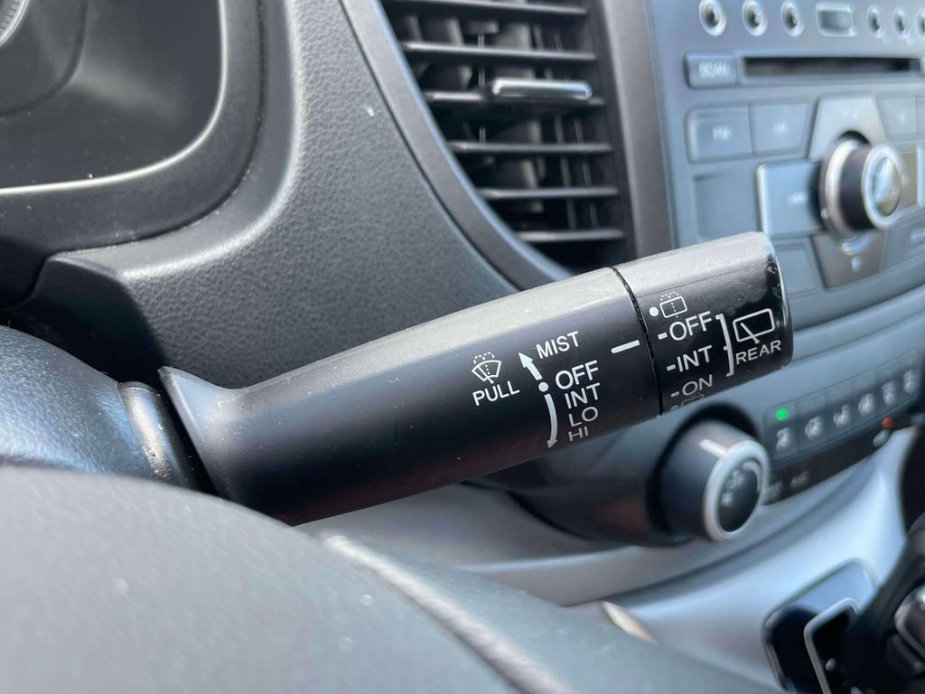 Used 2013 Honda CR-V LX image 23
