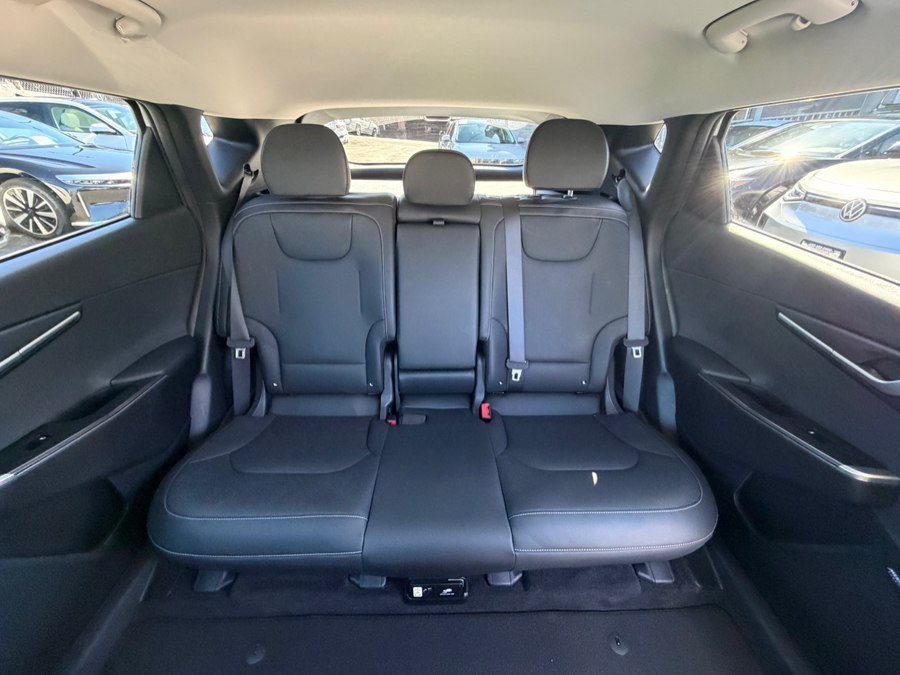 Used 2024 Kia EV6 Wind w/ Wind Technology Package RWD image 42