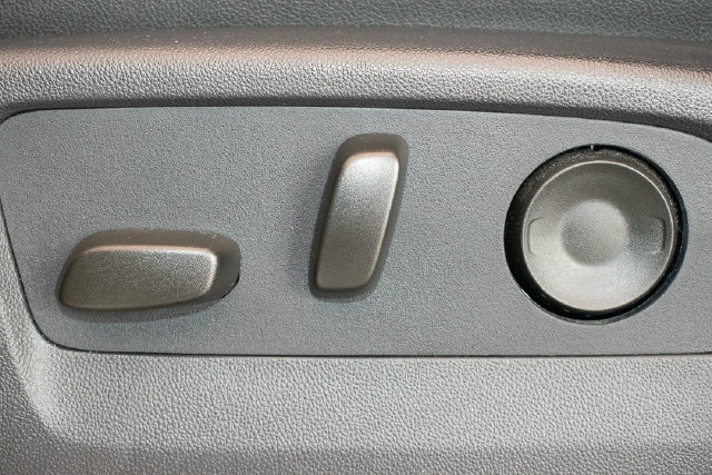 Used 2026 GMC Sierra 1500 SLT AWD/4WD image 19