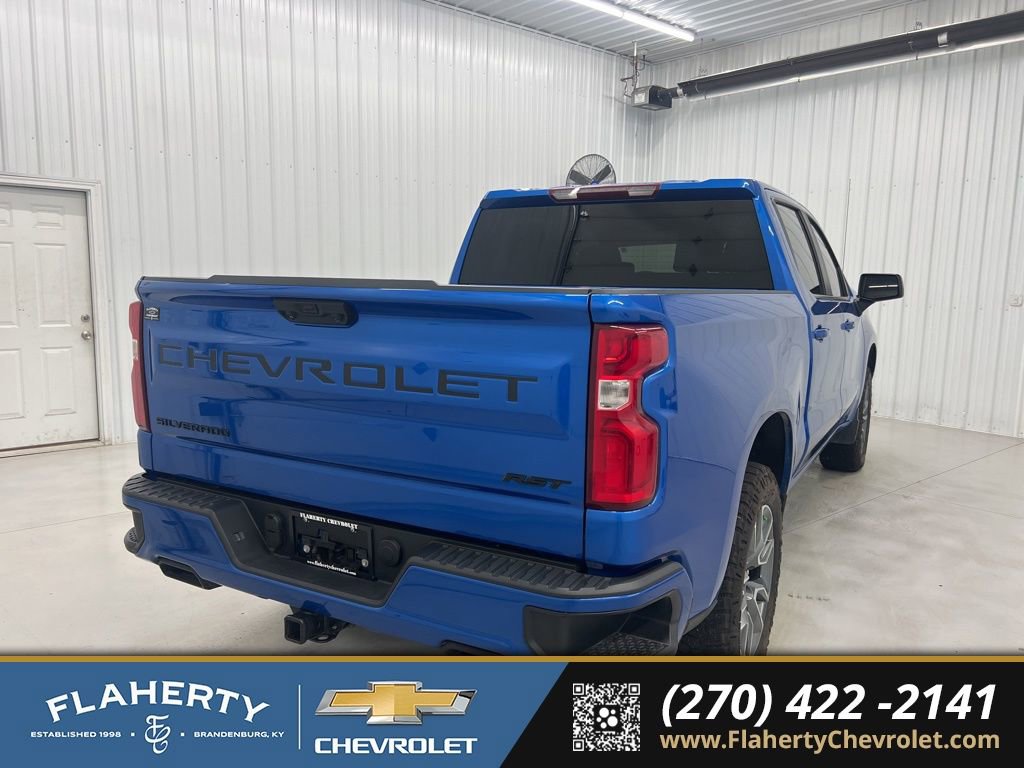 Used 2023 Chevrolet Silverado 1500 RST image 3