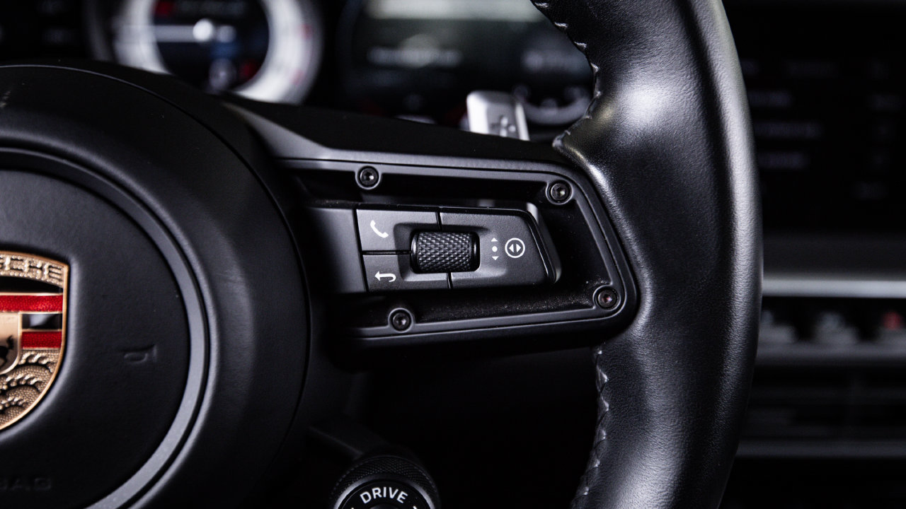 Certified 2025 Porsche 911 Turbo S AWD/4WD image 16