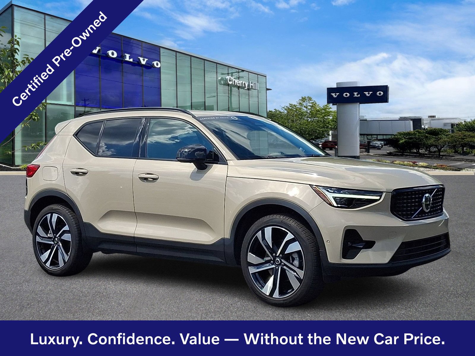 Certified 2025 Volvo XC40 B5 Ultra
