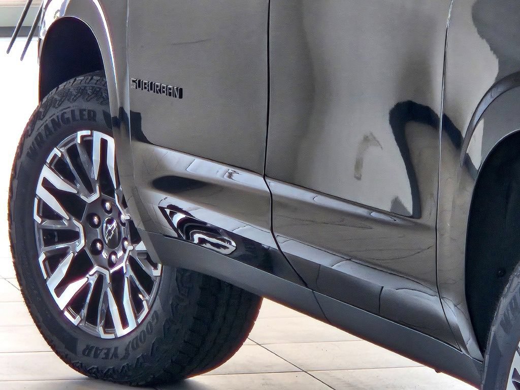 New 2026 Chevrolet Suburban Z71 w/ Comfort Package AWD/4WD image 18