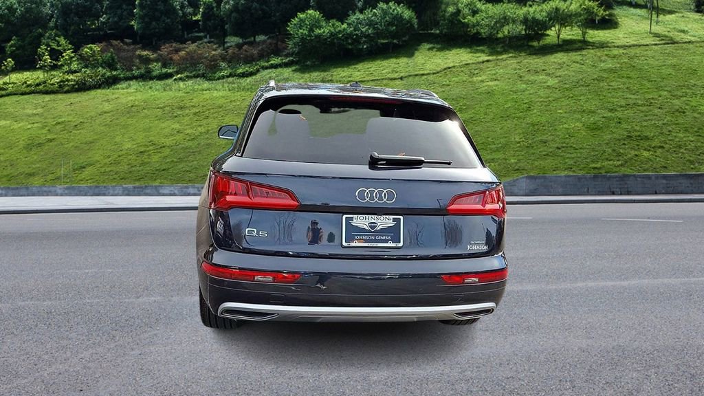 Used 2020 Audi Q5 2.0T Premium Plus w/ Premium Plus Package image 7