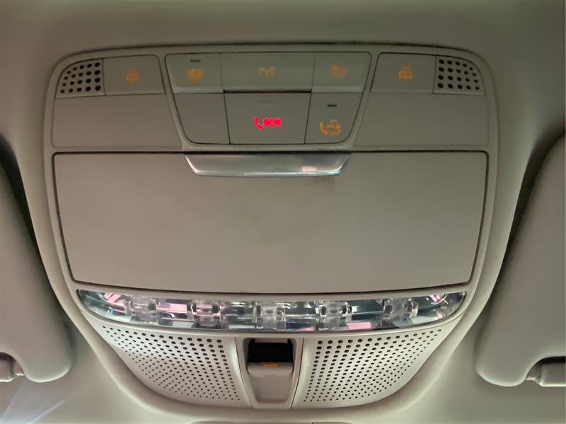 Used 2019 Mercedes-Benz C 300 Sedan image 26