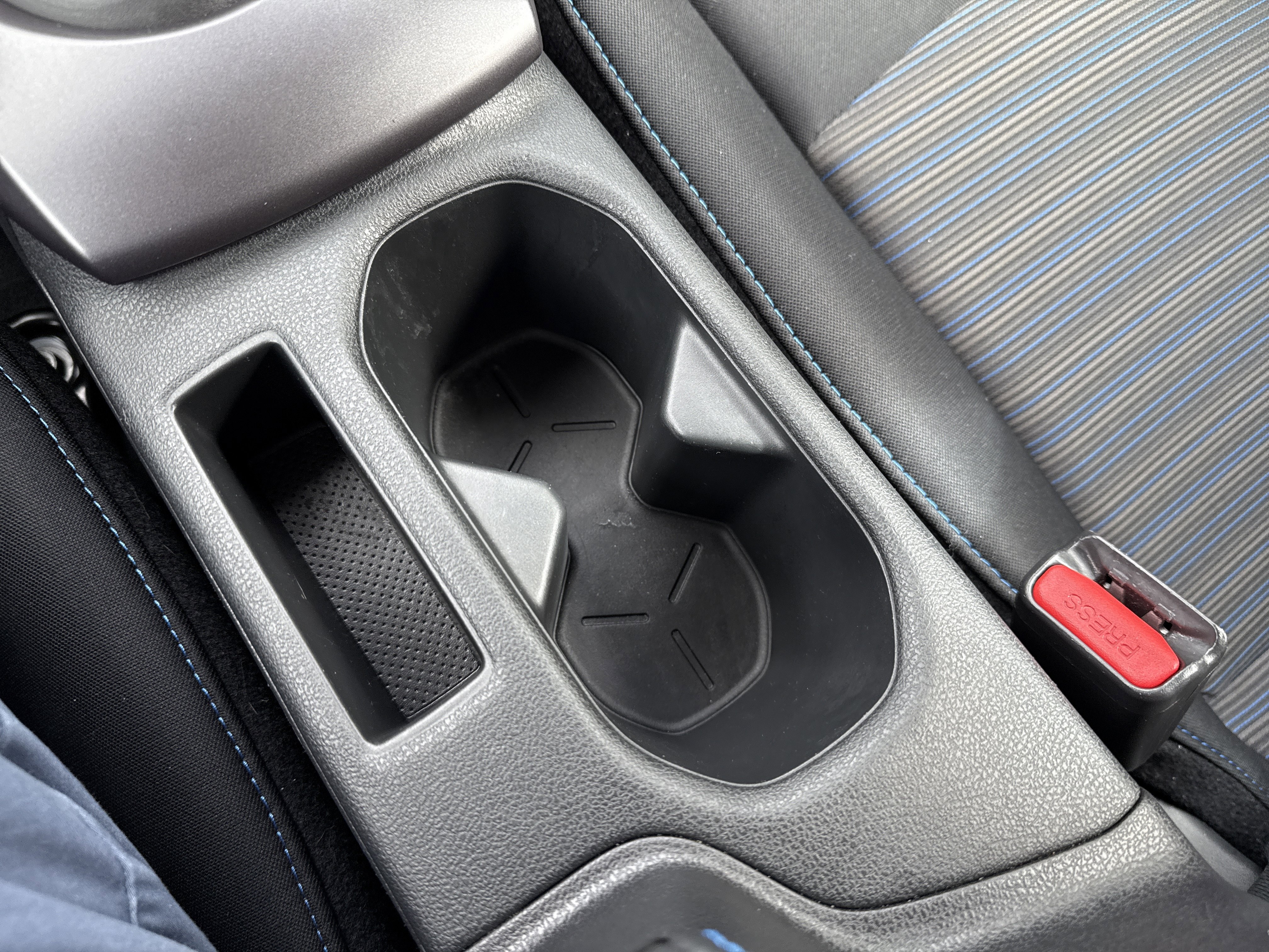 Certified 2024 Nissan Leaf S image 19