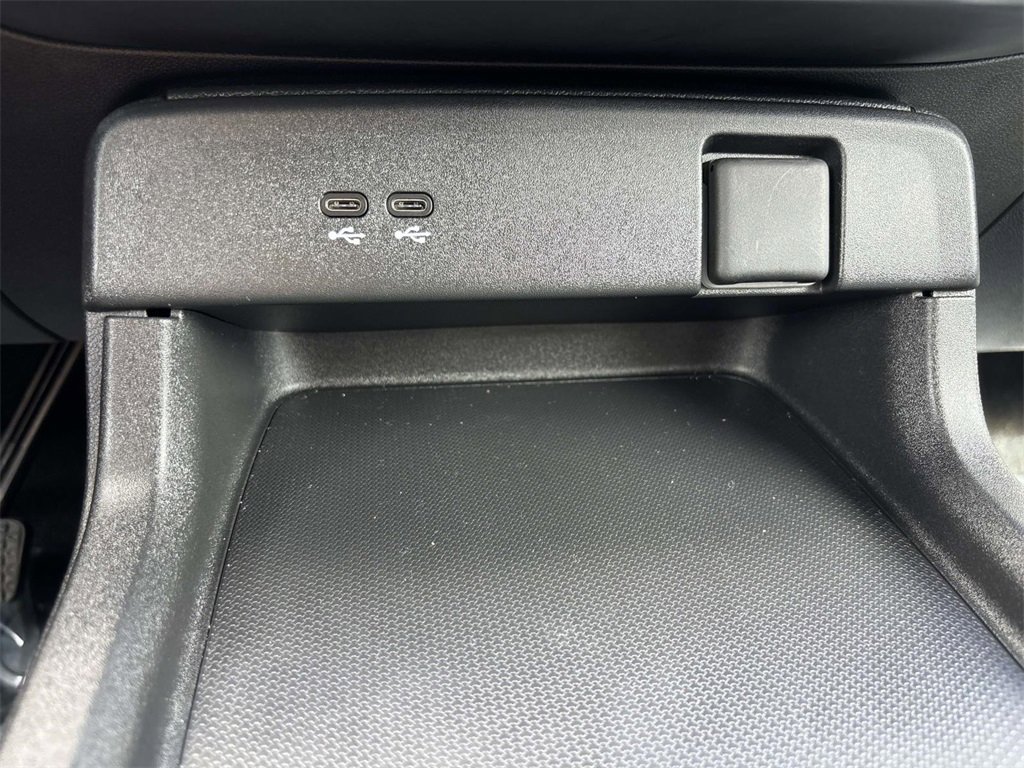 Used 2024 Honda Prologue EX image 25