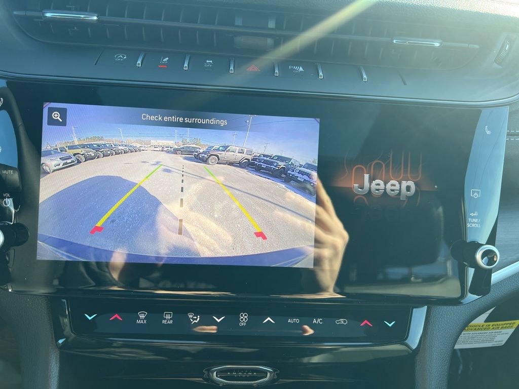 New 2026 Jeep Grand Cherokee Laredo image 31