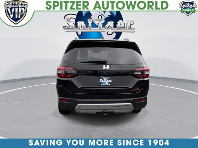 Used 2025 Honda Pilot TrailSport image 9