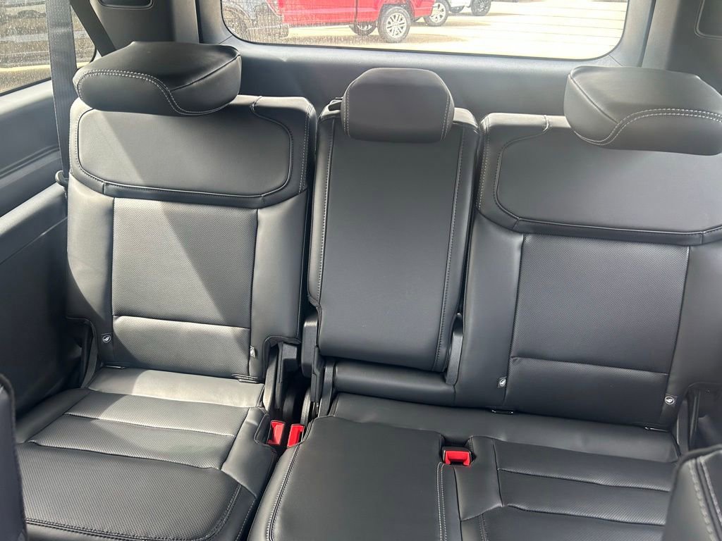 New 2026 Ford Expedition Max Platinum w/ Stealth Appearance Package AWD/4WD image 11