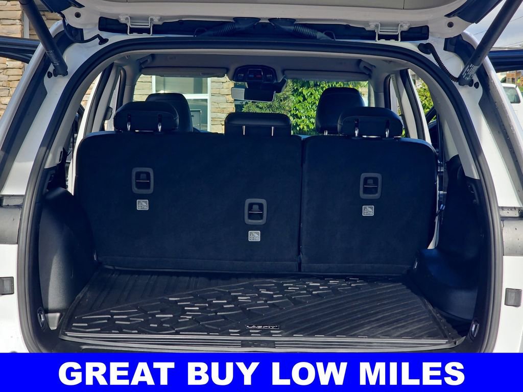 Used 2023 Jeep Grand Cherokee Limited w/ Luxury Tech Group II image 12