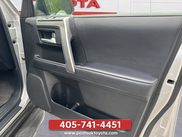 Used 2022 Toyota 4Runner SR5 AWD/4WD image 24