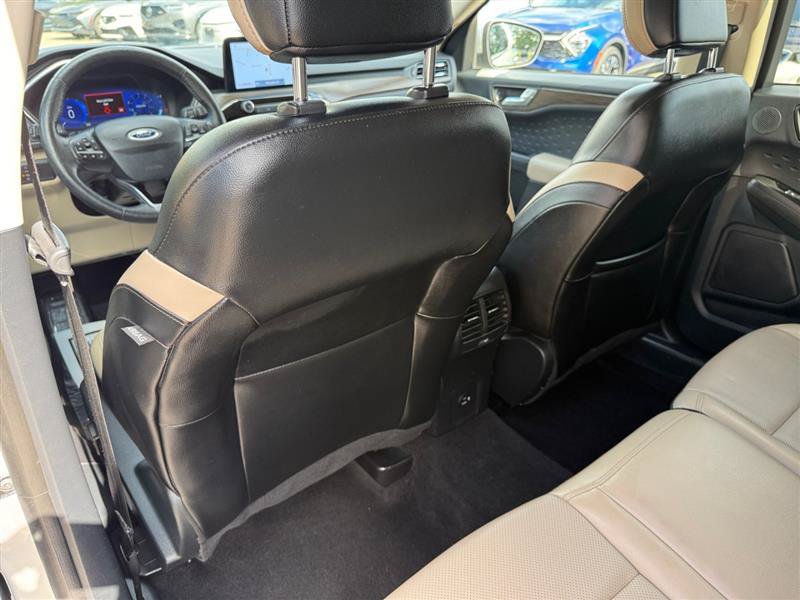 Used 2020 Ford Escape Titanium AWD/4WD image 38