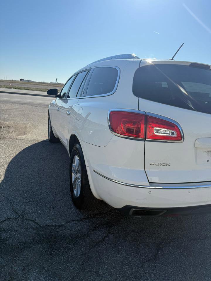 Used 2014 Buick Enclave Convenience image 3