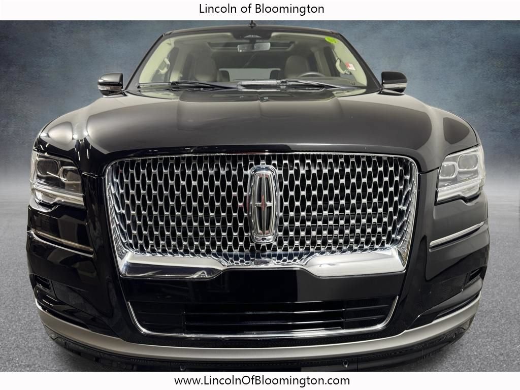 Used 2024 Lincoln Navigator Reserve AWD/4WD image 11