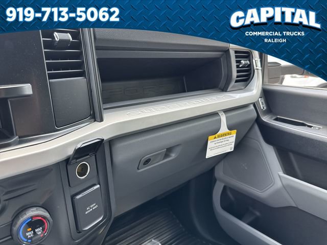 New 2025 Ford F550 4x4 Crew Cab Super Duty image 28