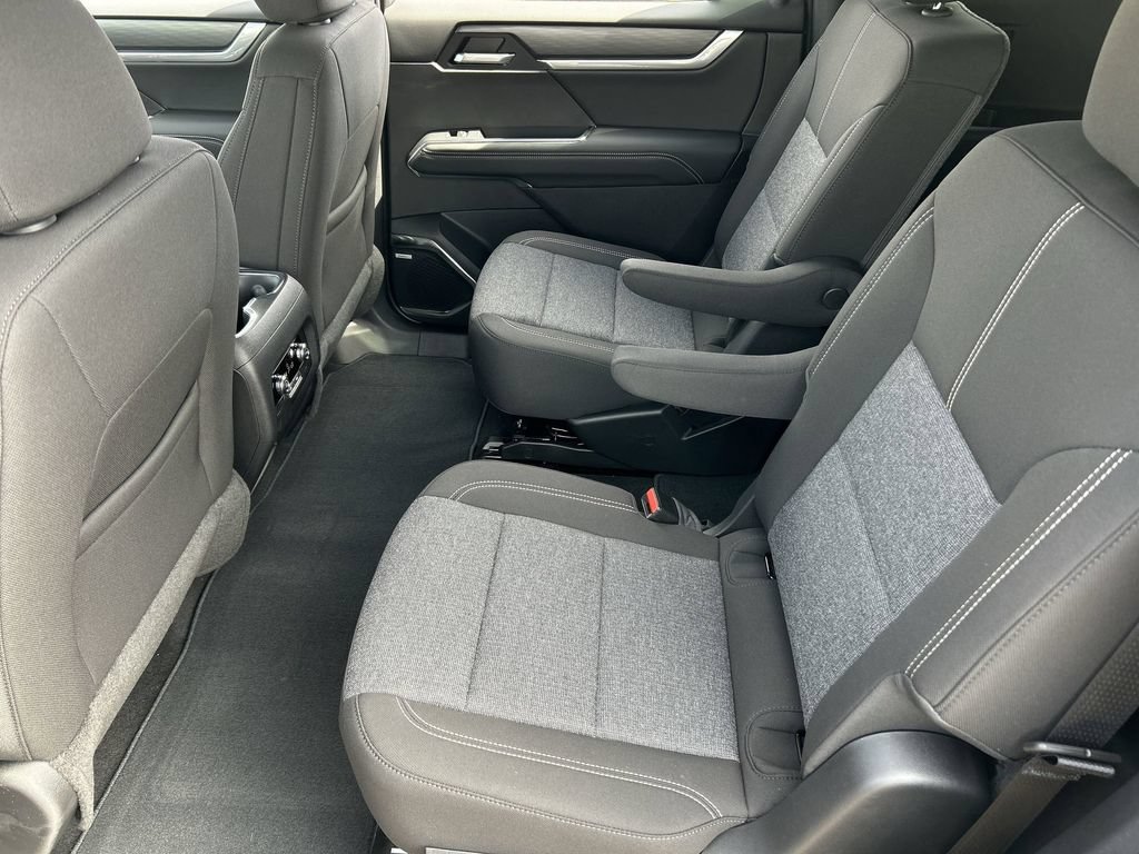 New 2026 GMC Acadia Elevation FWD image 25