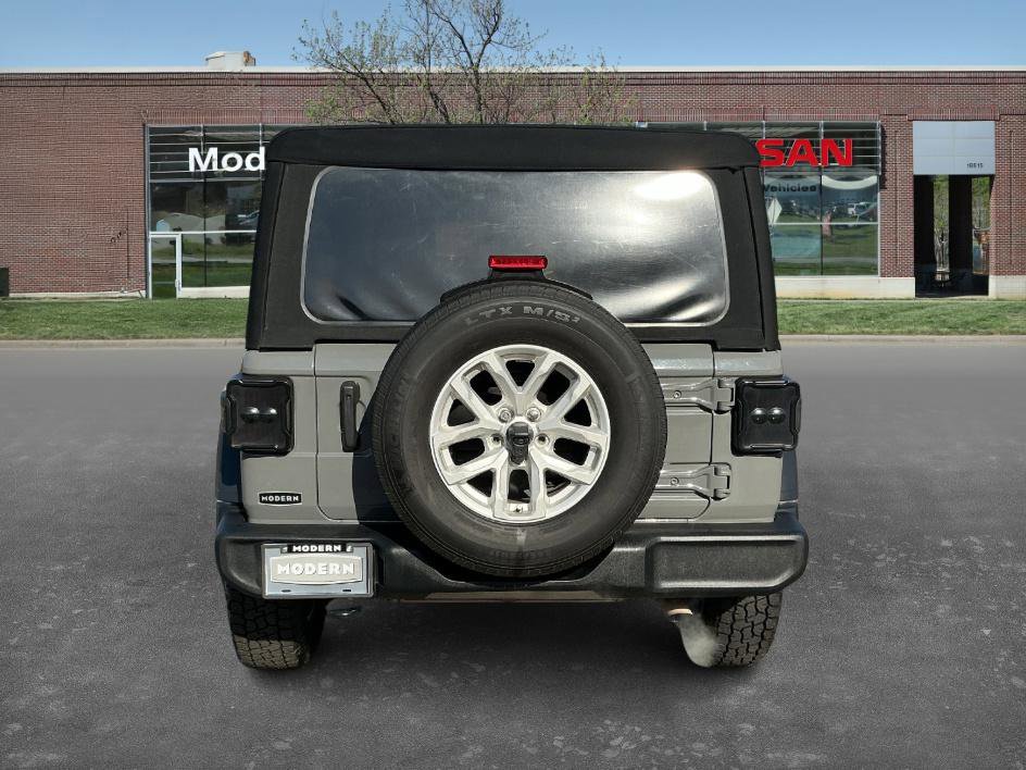 Used 2023 Jeep Wrangler Sport S image 3