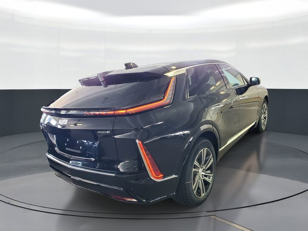 New 2026 Cadillac Lyriq Luxury RWD image 3
