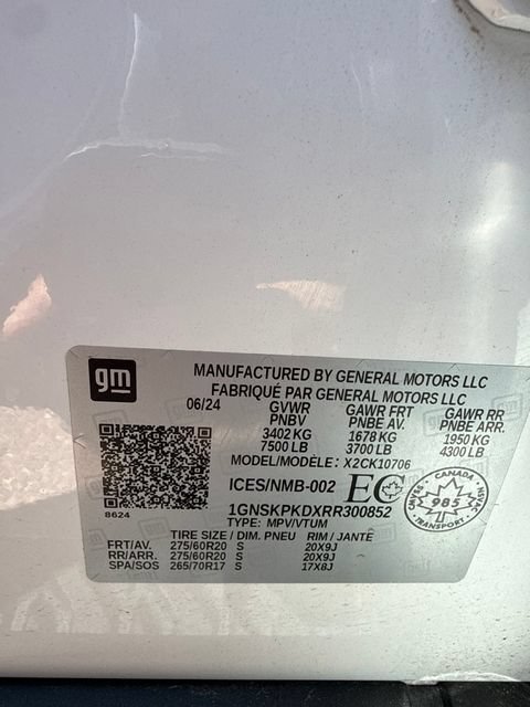 Used 2024 Chevrolet Tahoe Z71 w/ Luxury Package AWD/4WD image 4