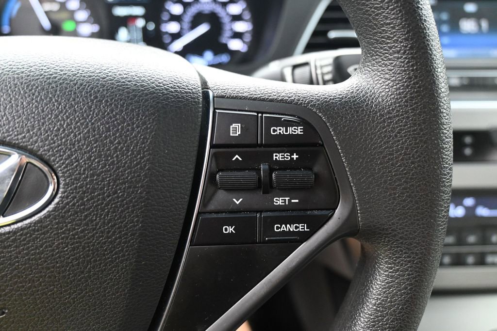 Used 2016 Hyundai Sonata SE FWD image 17