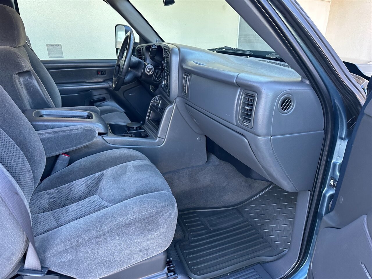 Used 2006 Chevrolet Silverado 3500 LT w/ Skid Plate Package AWD/4WD image 99