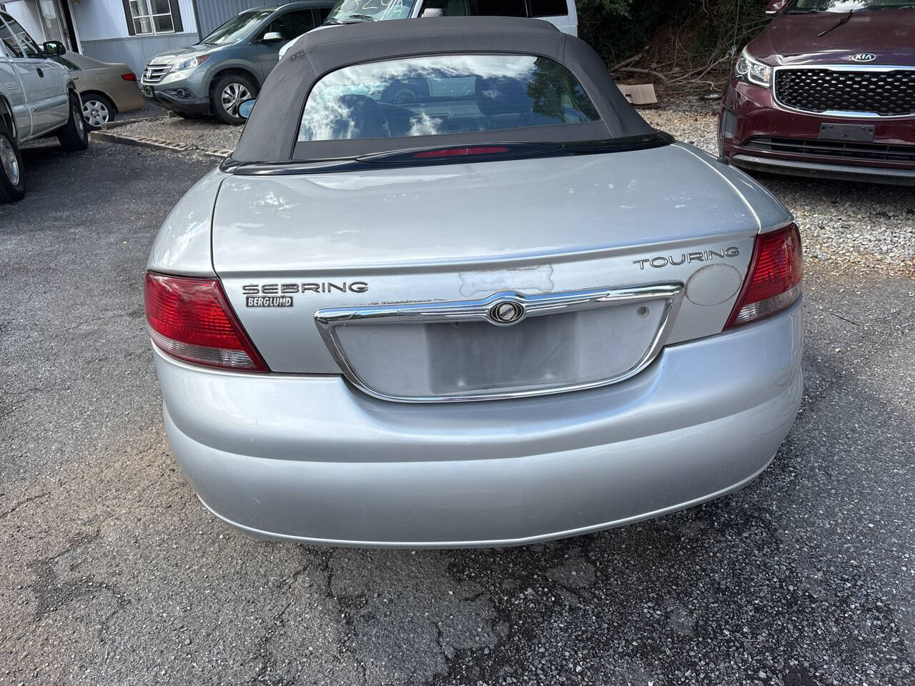 Used 2005 Chrysler Sebring Touring FWD image 13