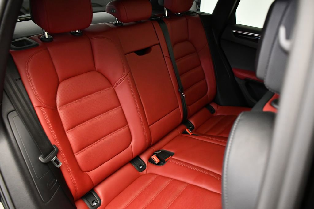 Used 2023 Porsche Macan S image 56