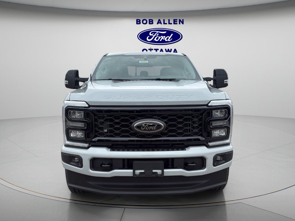 New 2026 Ford F250 Lariat w/ Black Appearance Package AWD/4WD image 14