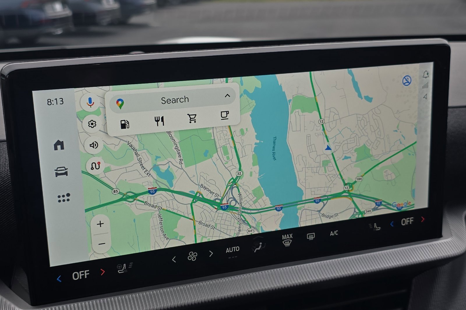 Used 2025 Ford Explorer ST-Line w/ Premium Package image 19