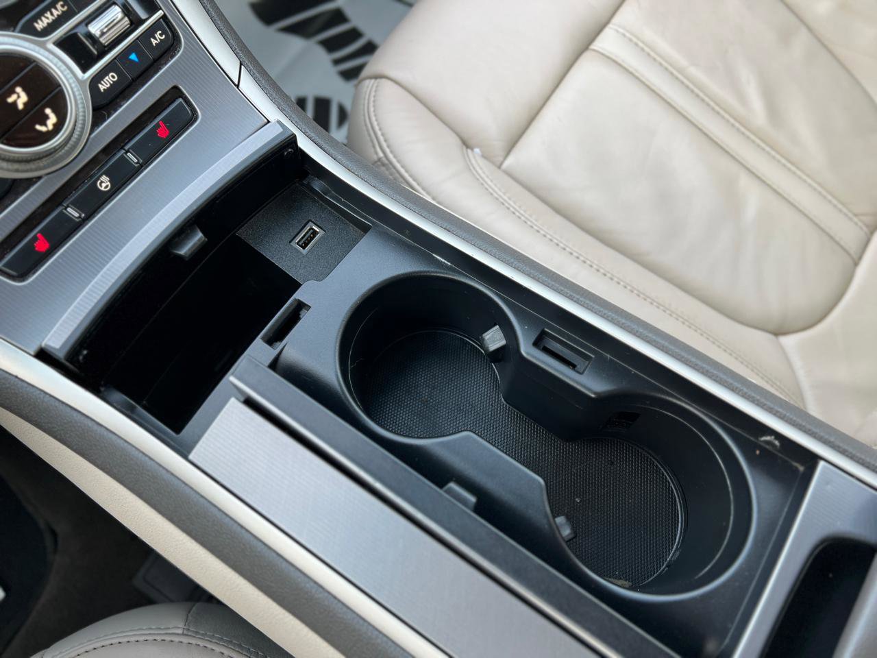 Used 2017 Lincoln MKZ Select w/ Select Plus Package AWD/4WD image 20