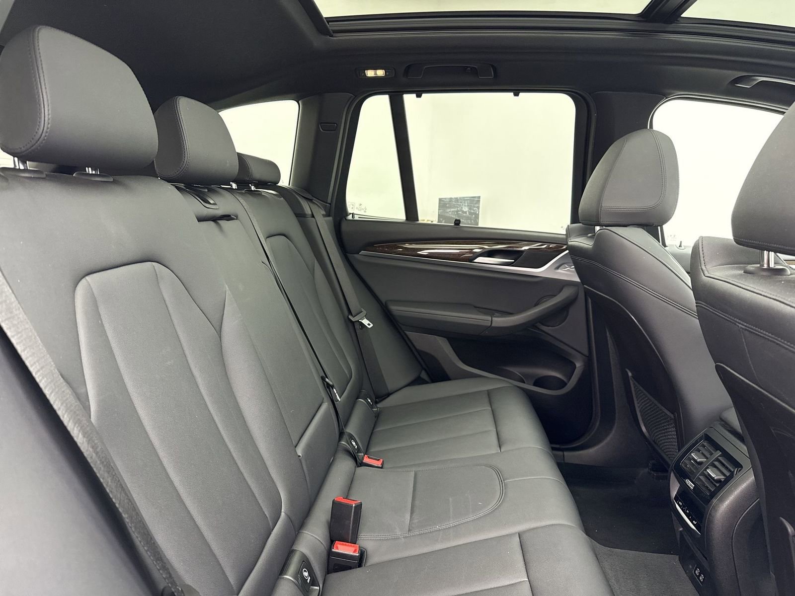 Used 2021 BMW X3 xDrive30e w/ Premium Package image 37