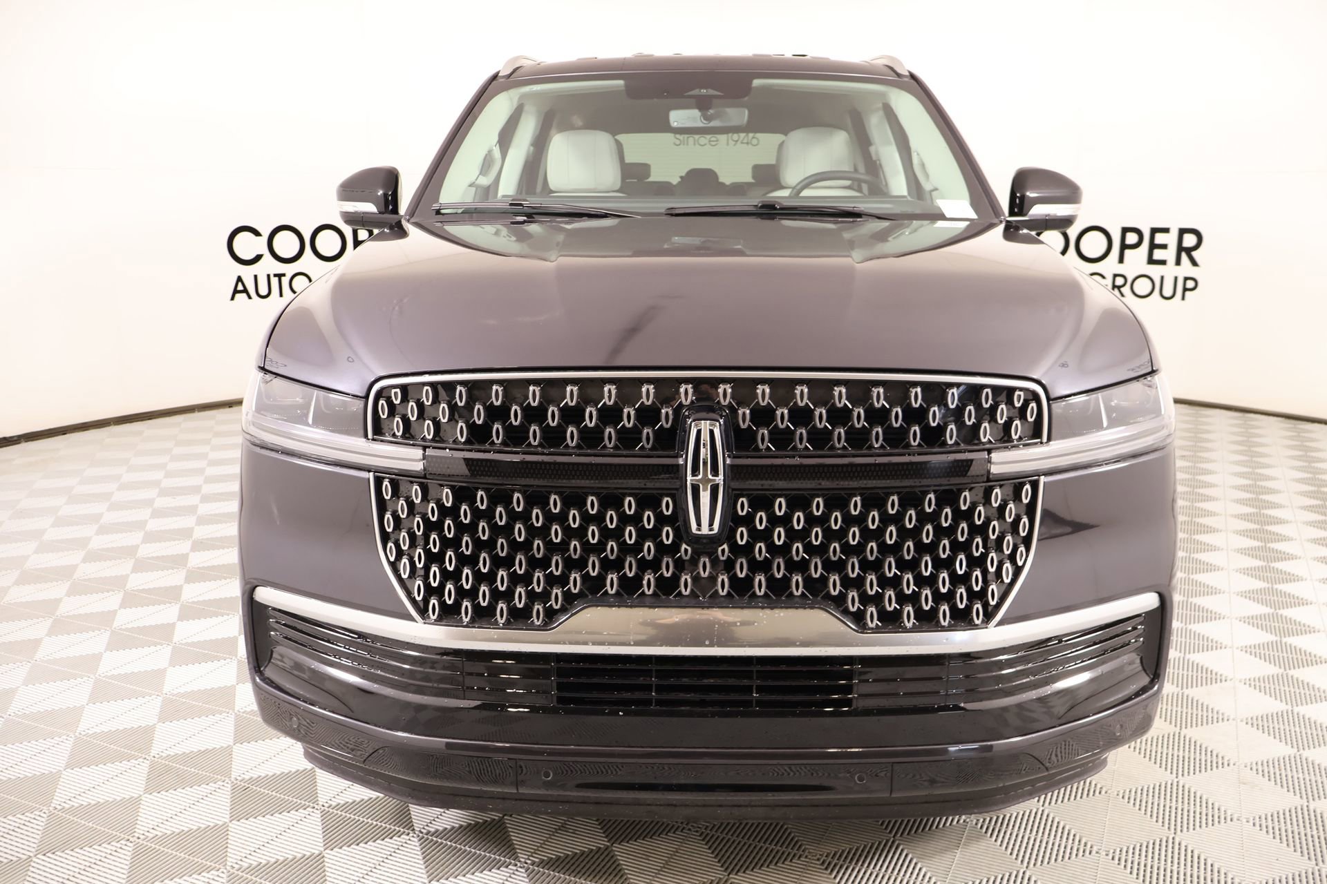New 2026 Lincoln Navigator Premiere image 10