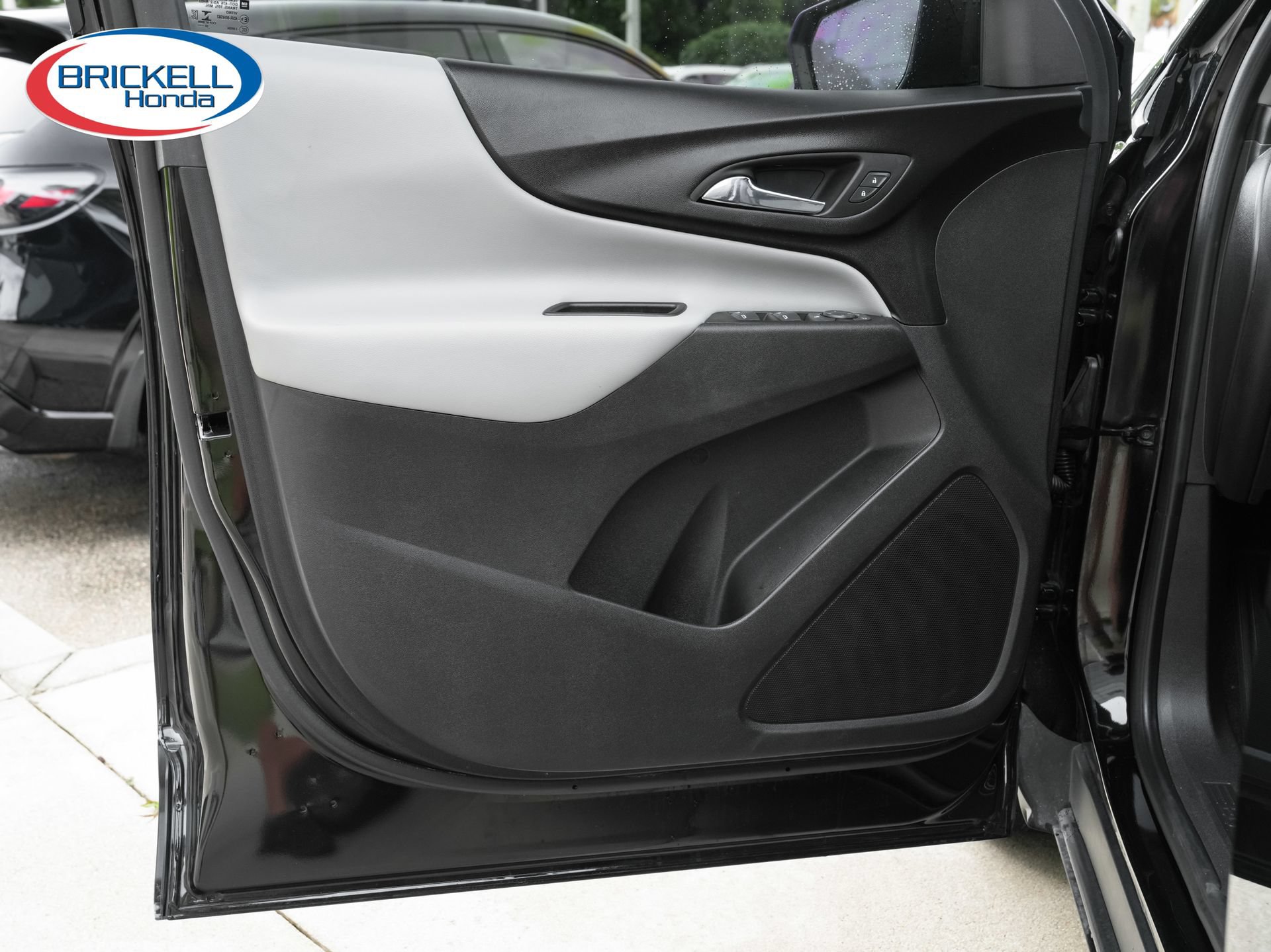 Used 2023 Chevrolet Equinox LS FWD image 29