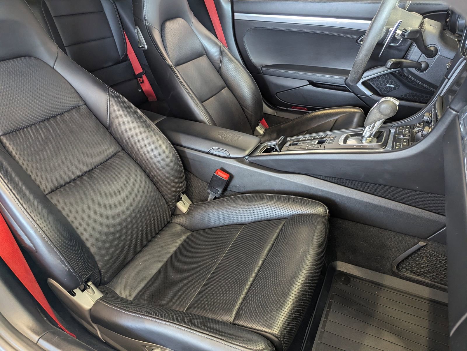 Used 2014 Porsche 911 Turbo AWD/4WD image 10