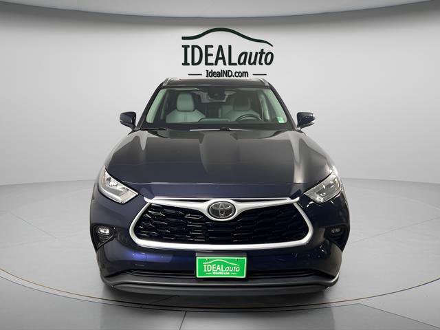 Used 2020 Toyota Highlander XLE image 12