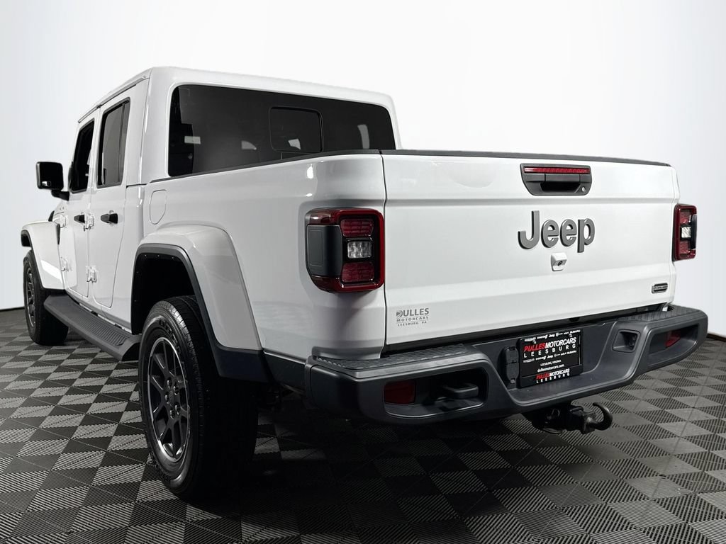 Used 2023 Jeep Gladiator Overland w/ LED Lighting Group AWD/4WD image 5