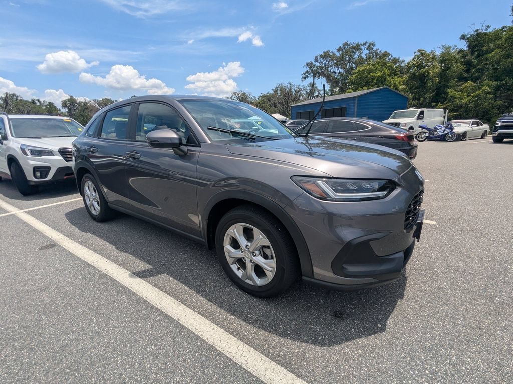 Used 2024 Honda HR-V LX image 1