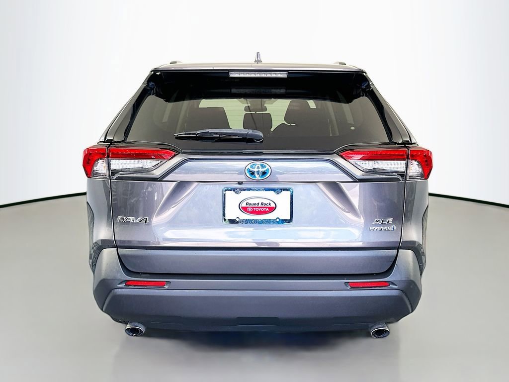 Certified 2022 Toyota RAV4 XLE w/ Convenience Package AWD/4WD image 6