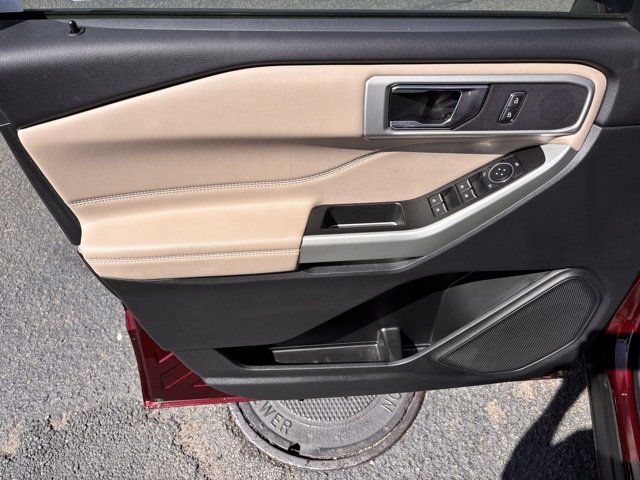 Certified 2022 Ford Explorer XLT w/ Equipment Group 202A image 23