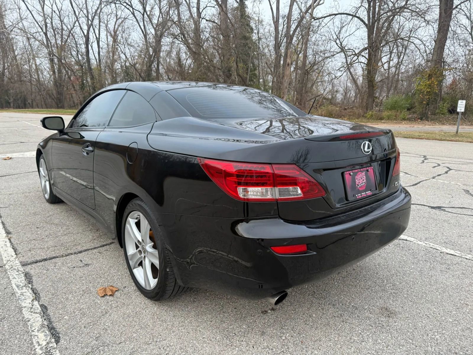 Used 2013 Lexus IS 350C w/ Luxury Pkg image 7