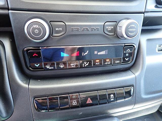 New 2026 RAM ProMaster 2500 w/ Convenience Group FWD image 17