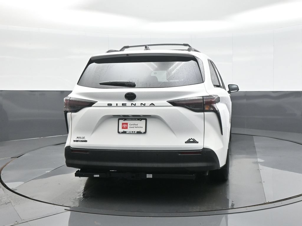 Certified 2026 Toyota Sienna XLE Woodland Edition AWD/4WD image 6