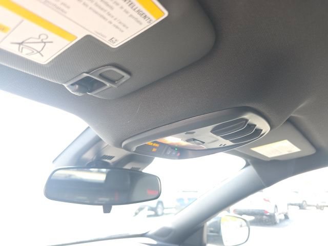 New 2026 Chevrolet Trax RS w/ Sunroof Package image 25