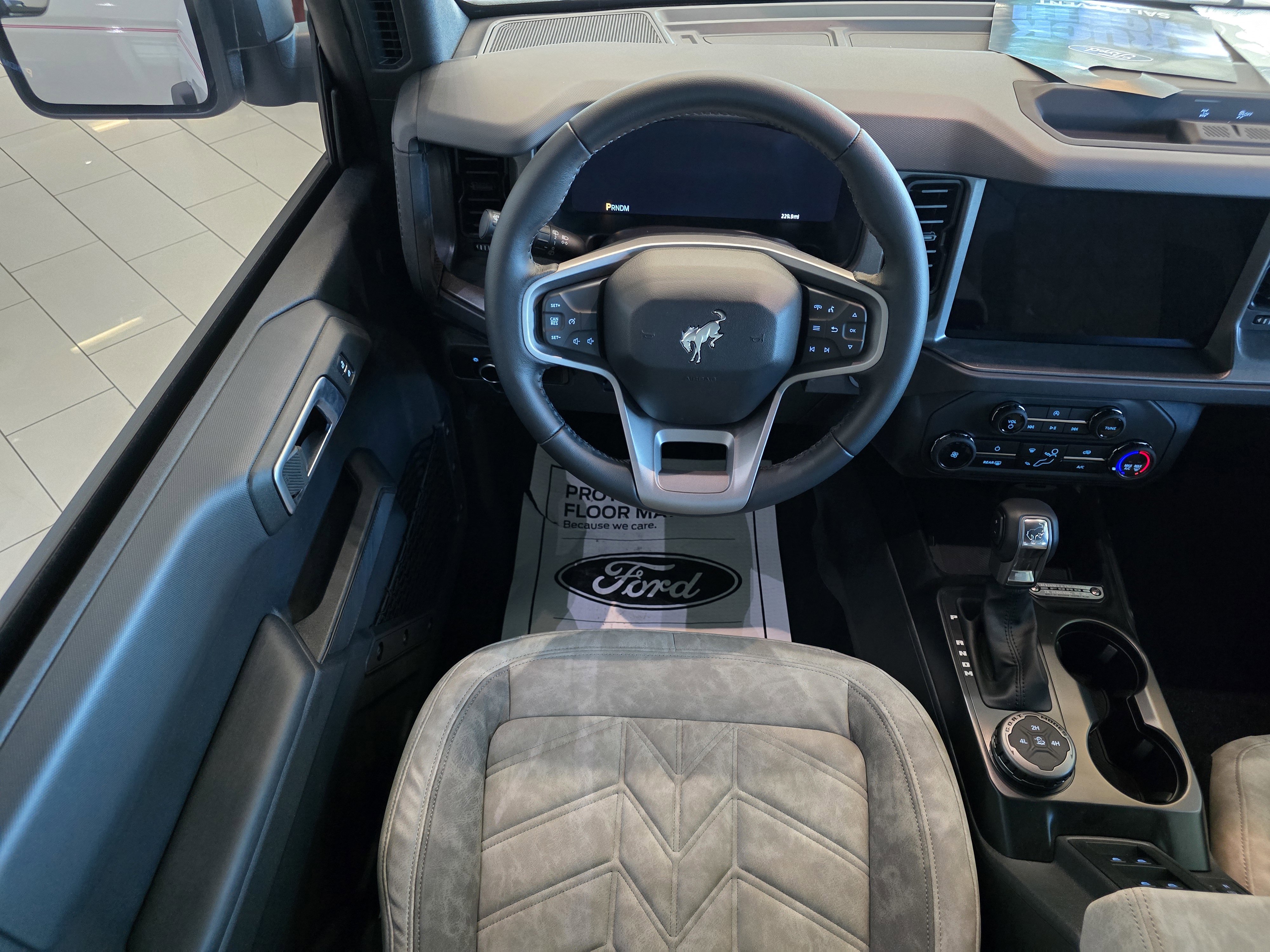 New 2025 Ford Bronco Big Bend image 13