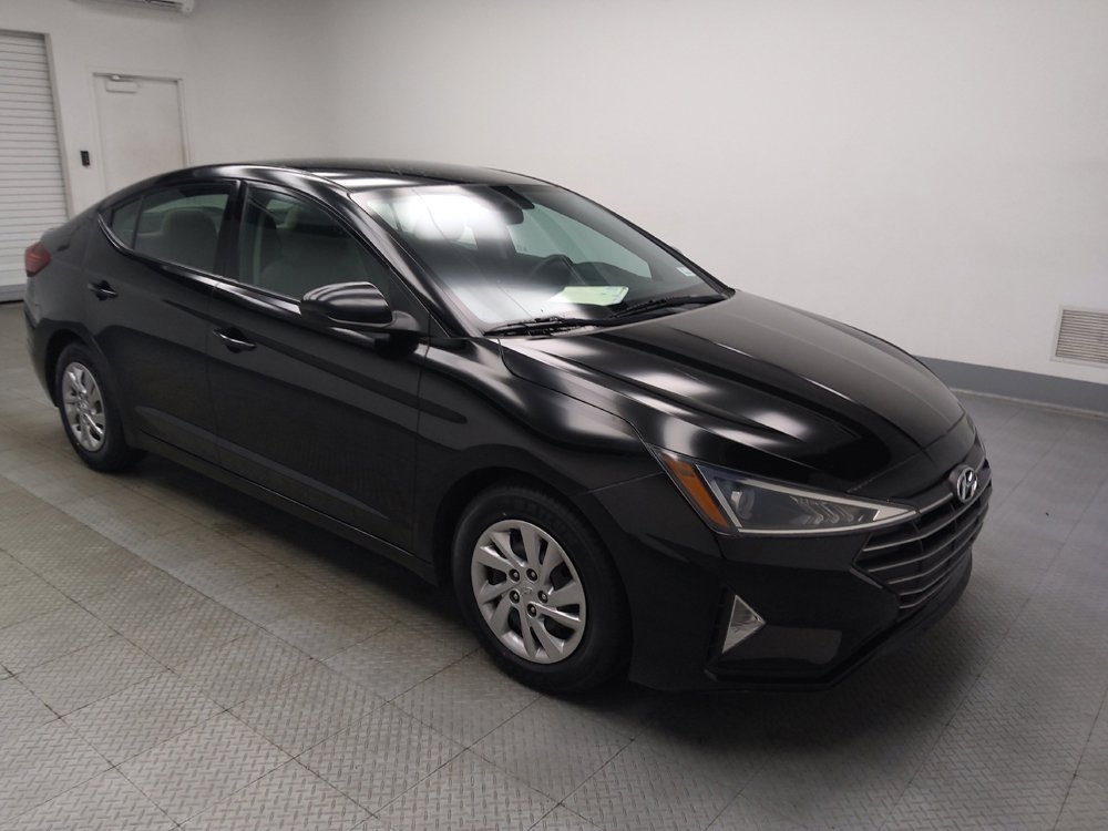Used 2019 Hyundai Elantra SE FWD image 11