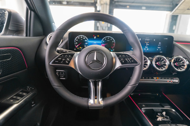 New 2026 Mercedes-Benz GLA 250 4MATIC image 15
