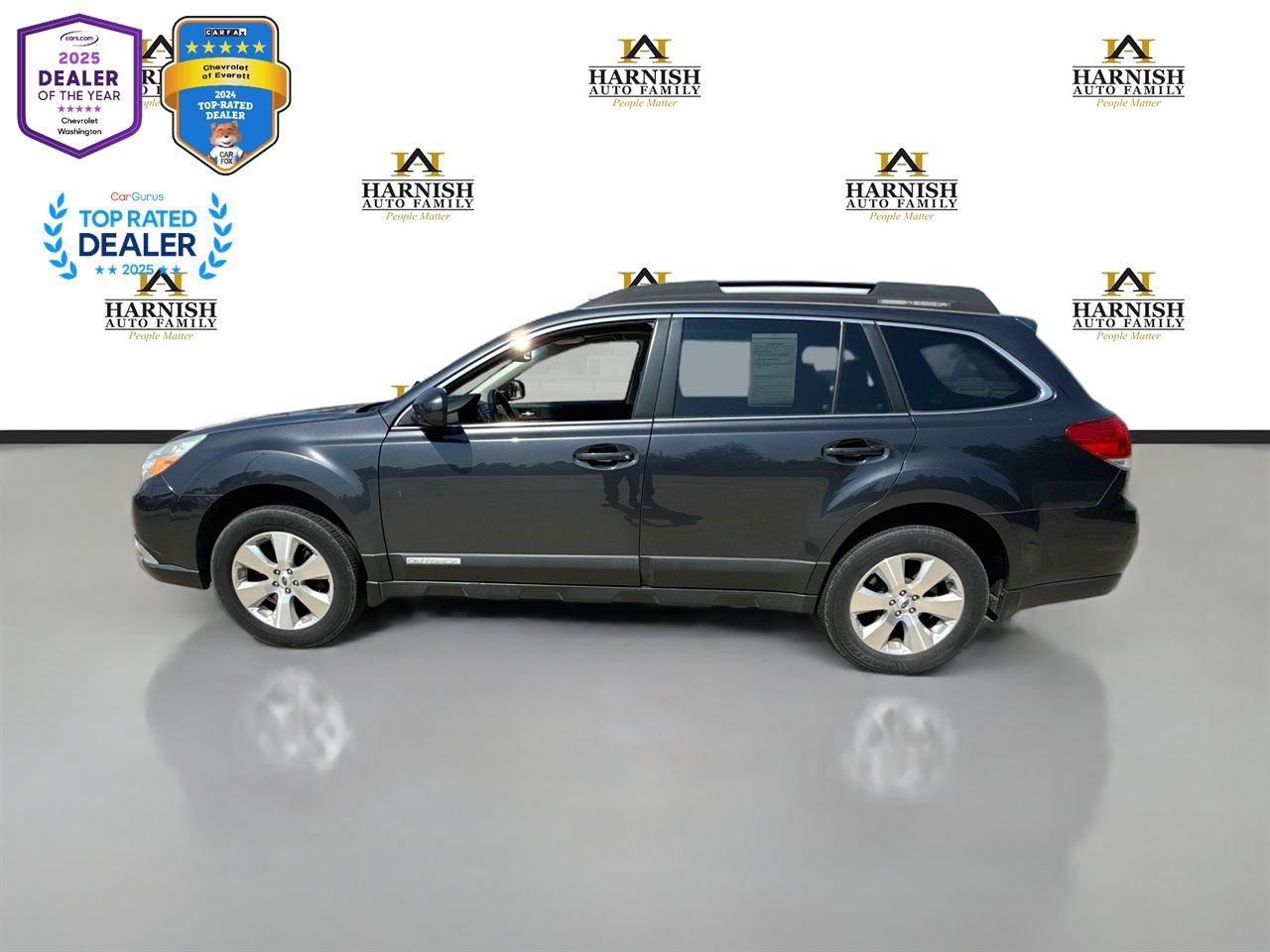 Used 2012 Subaru Outback 3.6R Limited w/ Moonroof Pkg AWD/4WD image 2