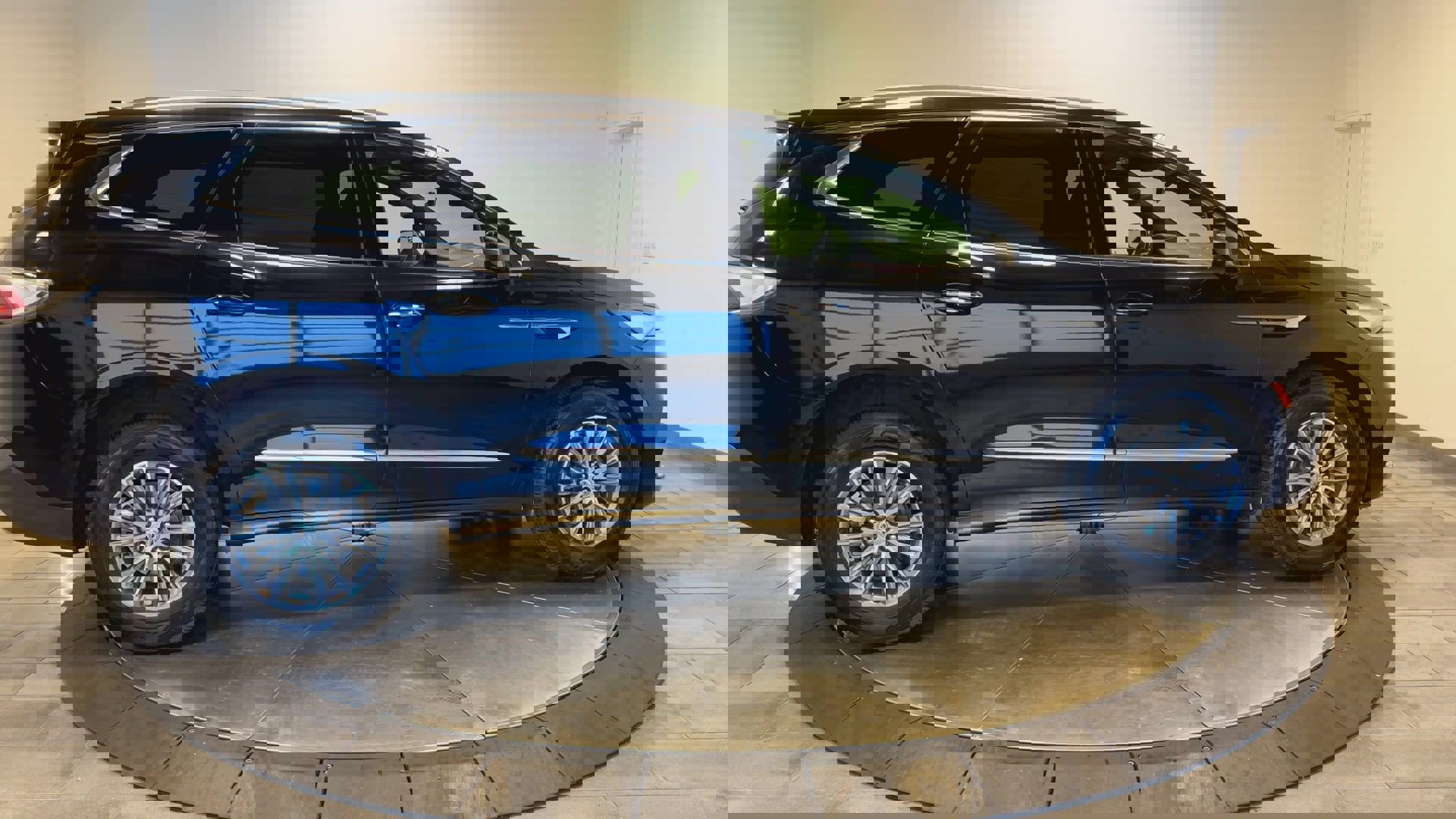 Used 2024 Buick Enclave Premium image 9