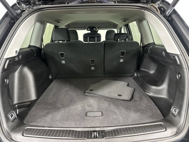 Used 2023 Jeep Grand Cherokee Laredo w/ Luxury Tech Group I AWD/4WD image 26